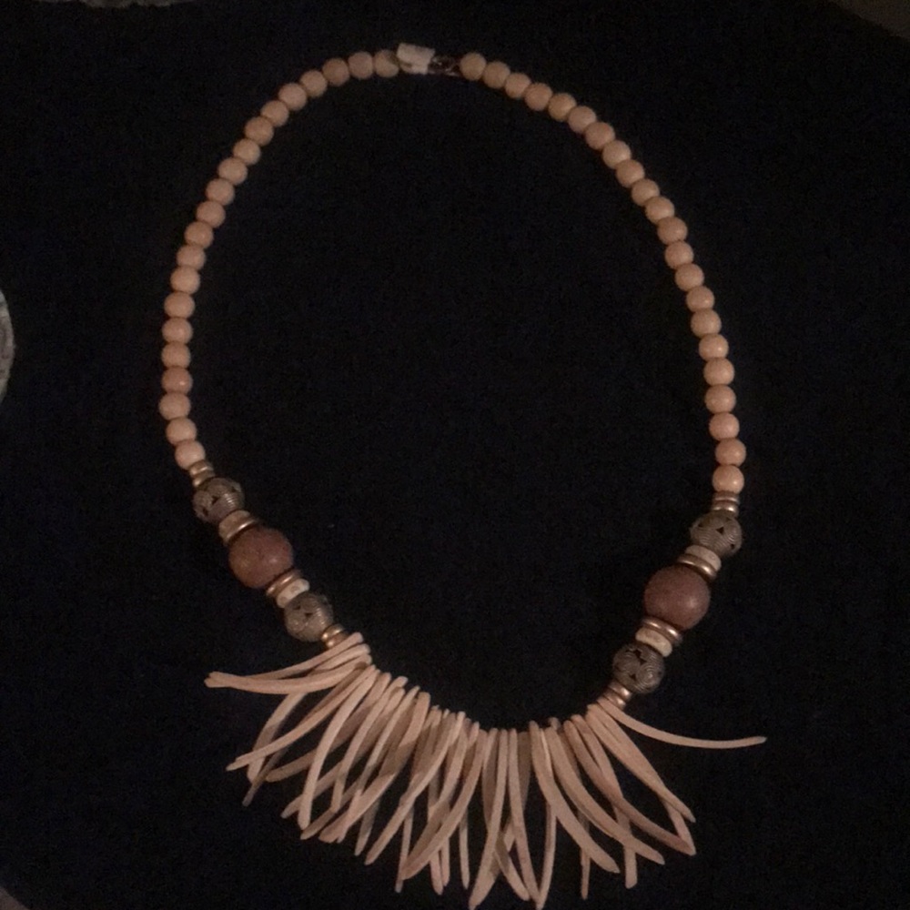 Hand made Custom Island Shell Crafts Necklace